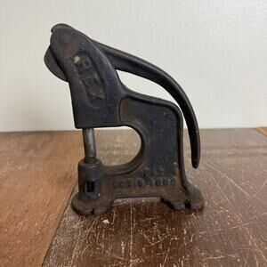REX 27 Hand Operated Rivet Press ANTIQUE Pat Pend October‎ 9 1900 Cast Iron